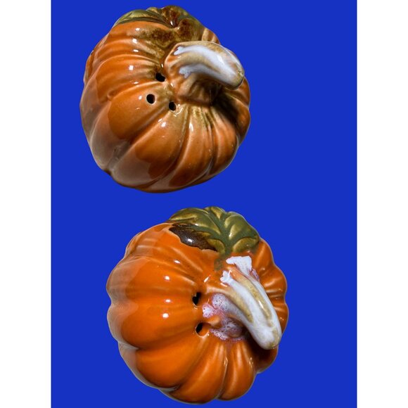 Thanksgiving Fall Pumpkin Salt and Pepper Shaker Set - Picture 7 of 9